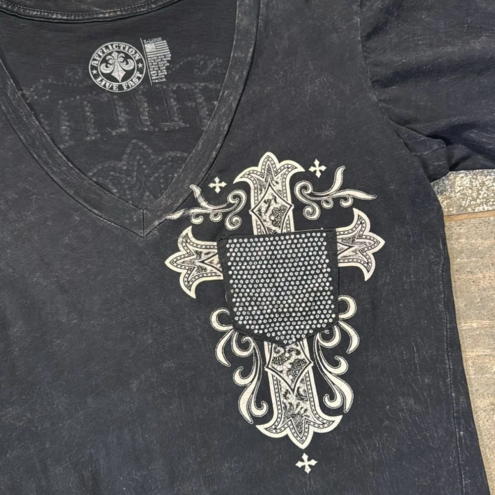 Affliction tee - Picture 2 of 4